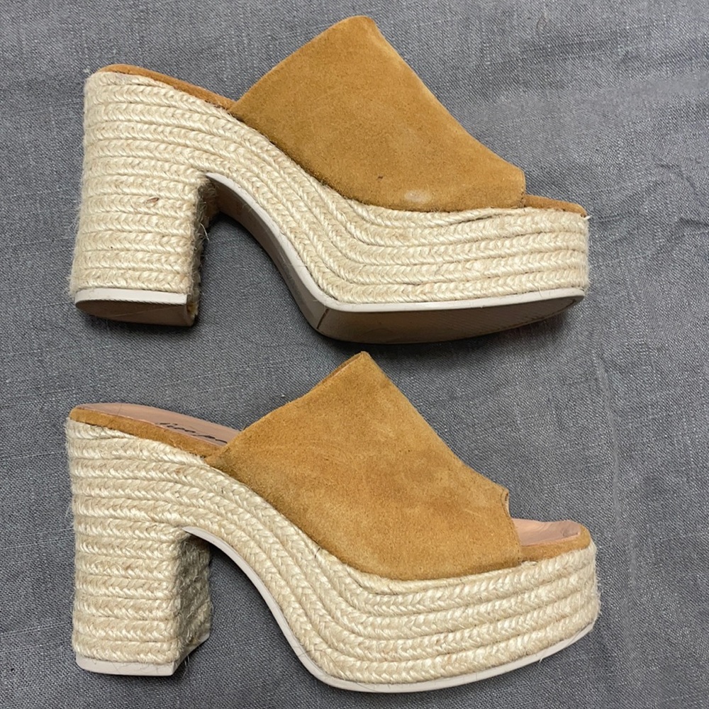Like new! Free people platform mules